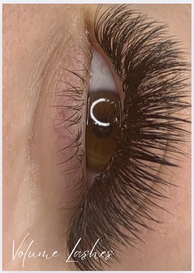 VOLUME LASHES AT THE LAB RETREAT IN KERSEY, SUFFOLK